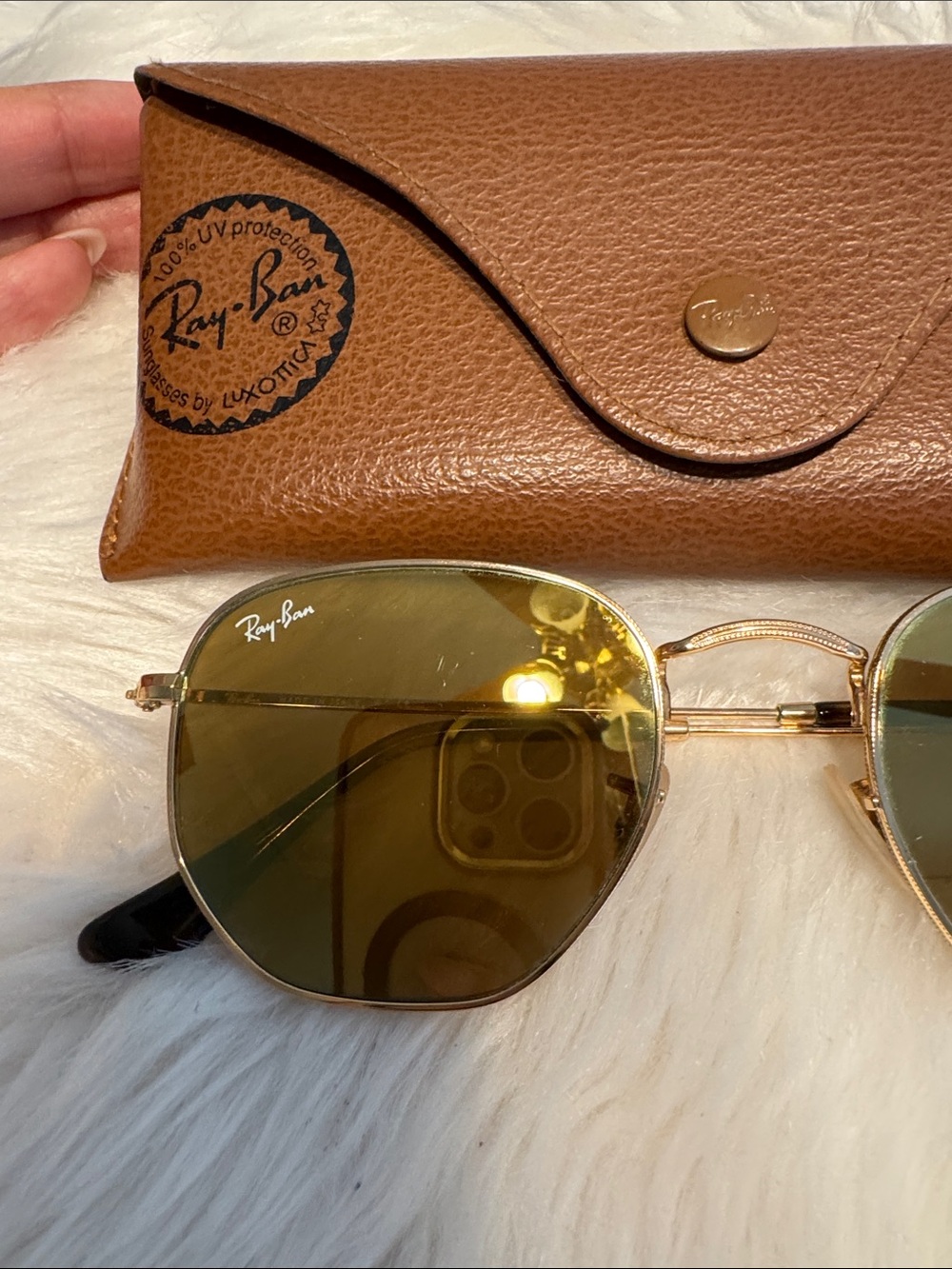 Ray-Ban Women Gold Frame Brown Lens Sunglasses - Picture 2 of 4